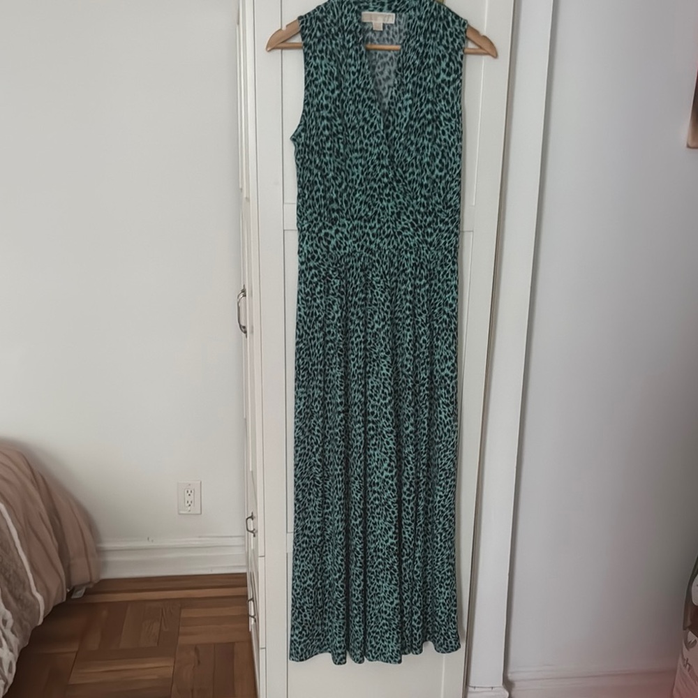 Michael Kors Elegant Green Leopard Print Maxi Dress